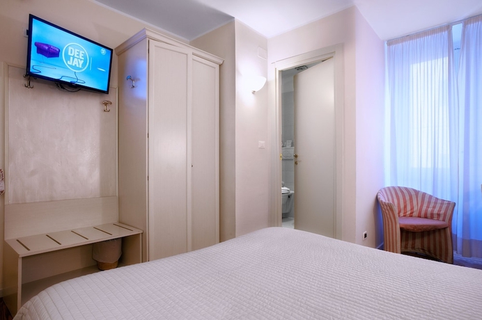 Imagen de la habitación del Hotel Cortese, San Remo. Foto 8