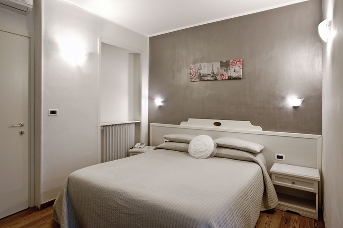 Imagen de la habitación del Hotel Cortese, San Remo. Foto 9