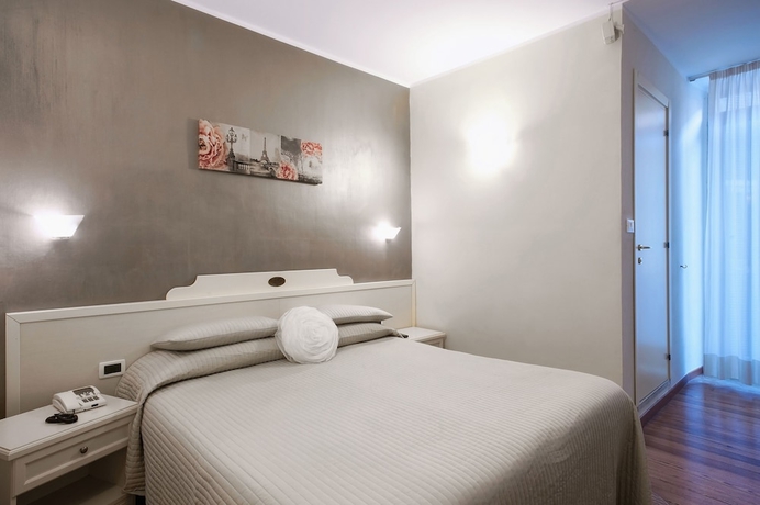 Imagen de la habitación del Hotel Cortese, San Remo. Foto 11