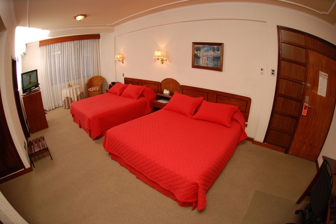 Imagen de la habitación del Hotel Cortez. Foto 11