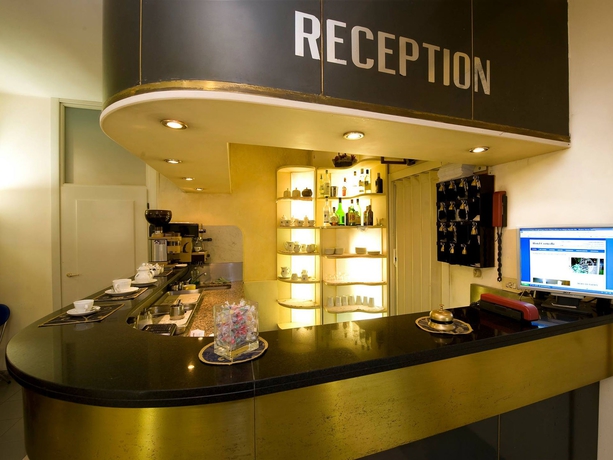 Imagen de los interiores del Hotel Corticella. Foto 4
