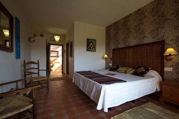 Imagen de la habitación del Hotel Cortijo De Salia. Foto 9