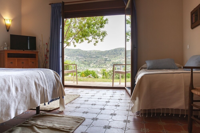 Imagen de la habitación del Hotel Cortijo De Salia. Foto 13