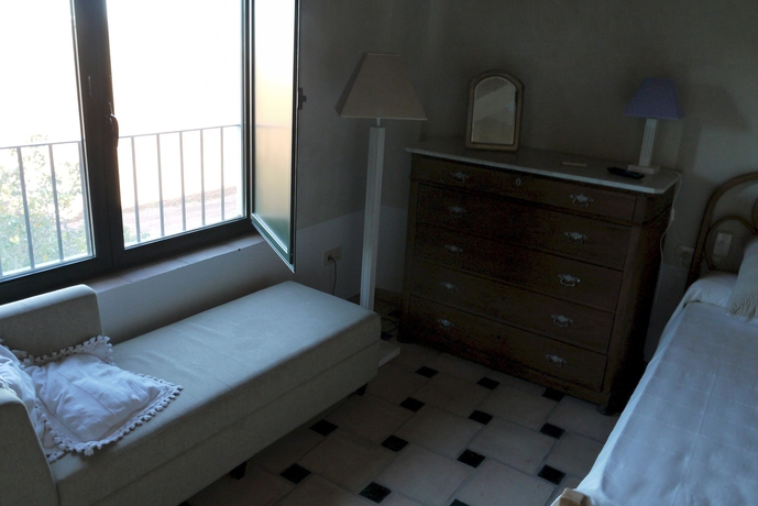 Imagen de los interiores del Hotel Cortijo De Vega Grande. Foto 15