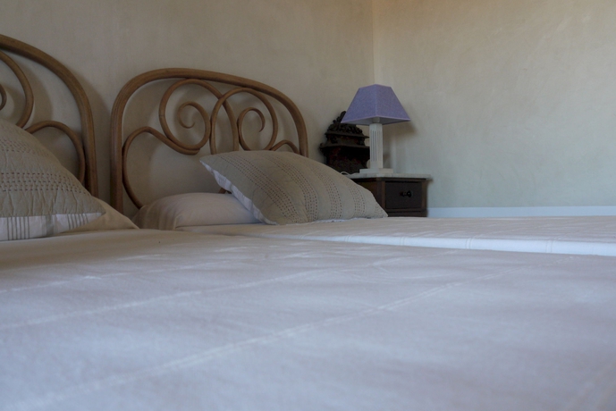 Imagen de la habitación del Hotel Cortijo De Vega Grande. Foto 11