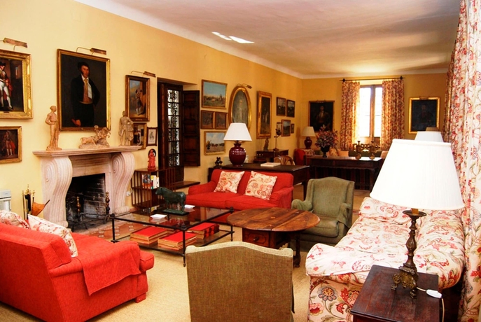 Imagen de los interiores del Hotel Cortijo El Esparragal. Foto 18