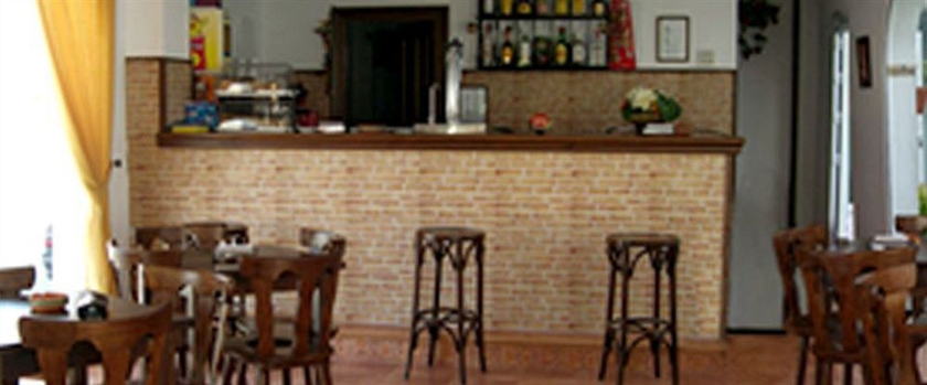 Imagen del bar/restaurante del Hotel Cortijo Los Gallos. Foto 2