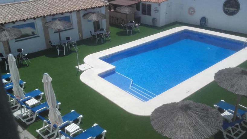 Imagen de la piscina del Hotel Cortijo Los Gallos. Foto 18
