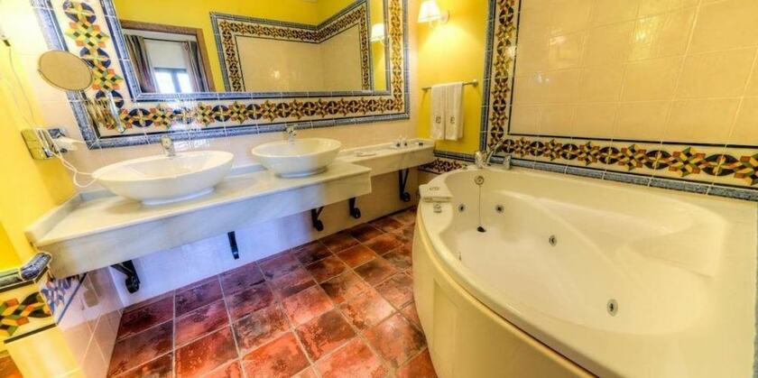 Imagen general del Hotel Cortijo Los Naranjos de San Juan. Foto 5