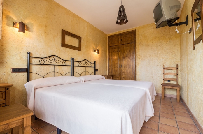 Imagen de la habitación del Hotel Cortijo Moyano. Foto 9