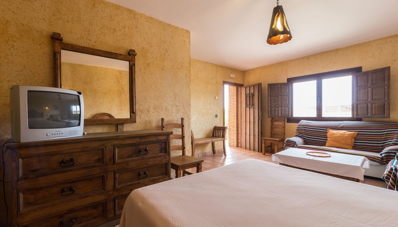 Imagen de la habitación del Hotel Cortijo Moyano. Foto 10