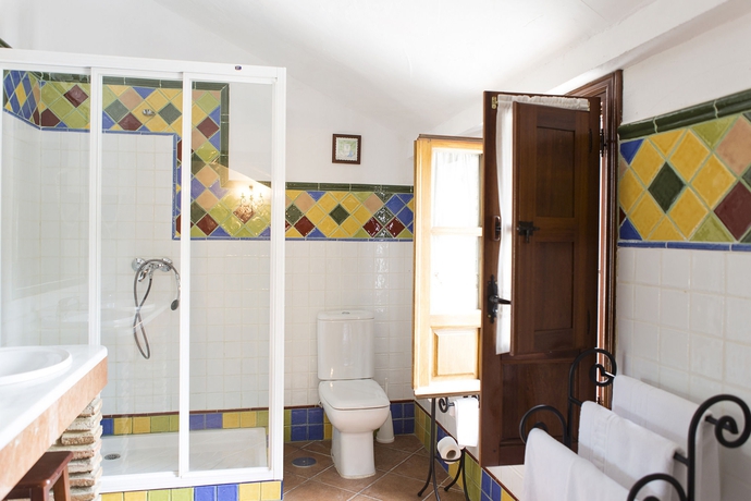 Imagen de la habitación del Hotel Cortijo San Antonio. Foto 15