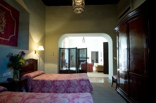 Imagen de la piscina del Hotel Cortijo Torre De La Reina. Foto 9