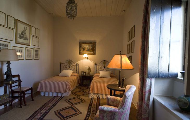 Imagen de la habitación del Hotel Cortijo Torre de la Reina. Foto 12