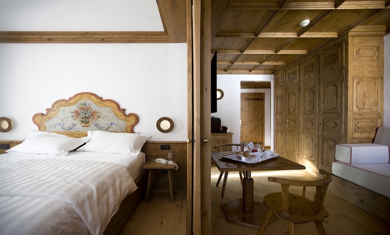 Imagen de la habitación del Hotel Cortina, Cortina d'Ampezzo . Foto 12