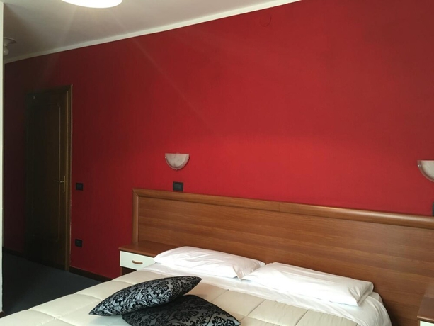 Imagen de la habitación del Hotel Cortina, Garda. Foto 11