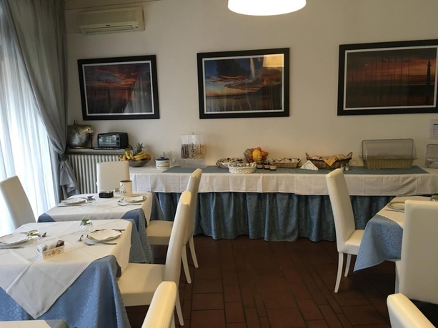 Imagen del bar/restaurante del Hotel Cortina, Garda. Foto 3