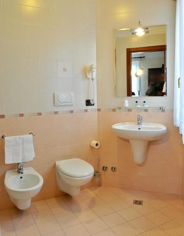 Imagen de la habitación del Hotel Cortina, Mestre. Foto 4