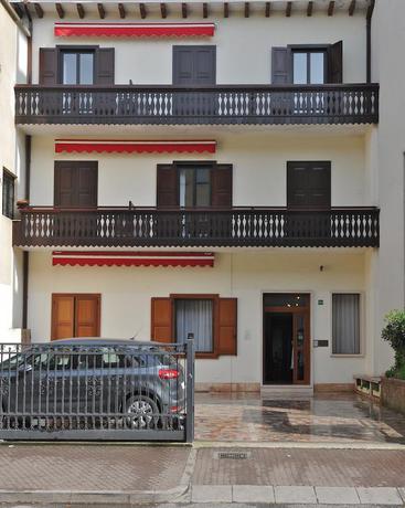 Imagen de los exteriores del Hotel Cortina, Mestre. Foto 8