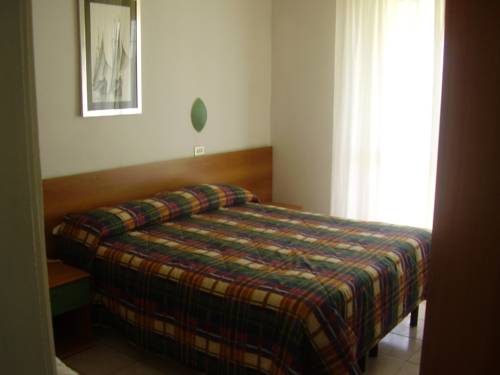 Imagen de la habitación del Hotel Cortina, Rimini. Foto 13