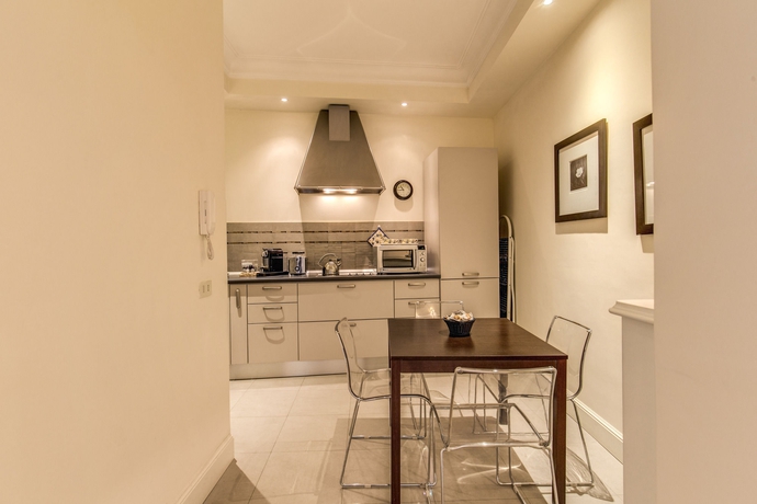 Imagen de la habitación del Hotel Cortina, Roma. Foto 15