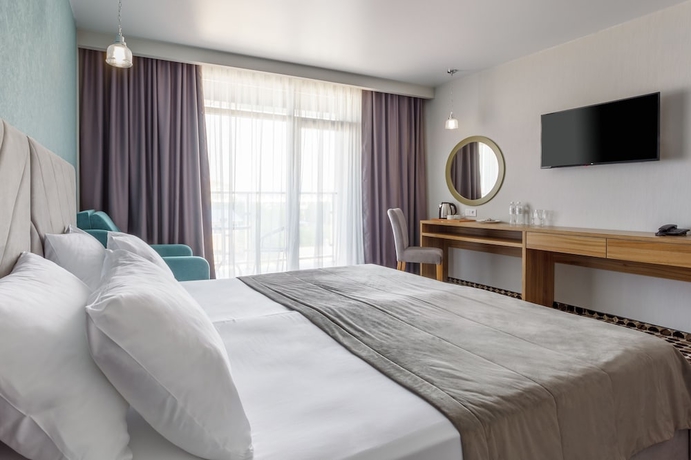 Imagen de la habitación del Hotel Corudo Family Resortandspa. Foto 9