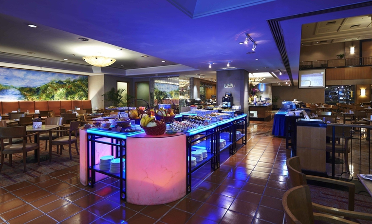 Imagen del bar/restaurante del Hotel Corus Kuala Lumpur. Foto 3