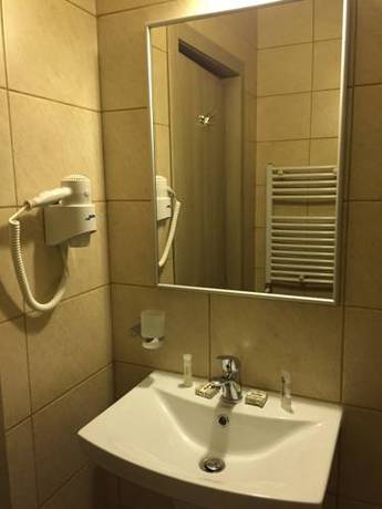 Imagen de la habitación del Hotel Corvaris. Foto 5