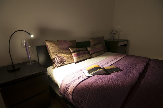 Imagen de la habitación del Hotel Corvin Center Suites. Foto 9