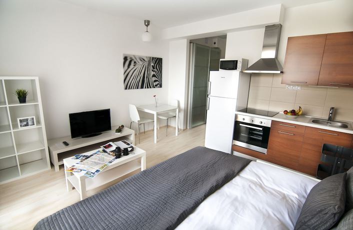 Imagen de la habitación del Hotel Corvin Center Suites. Foto 14