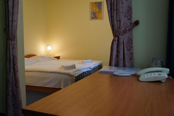 Imagen de la habitación del Hotel Corvin, Gyor. Foto 4