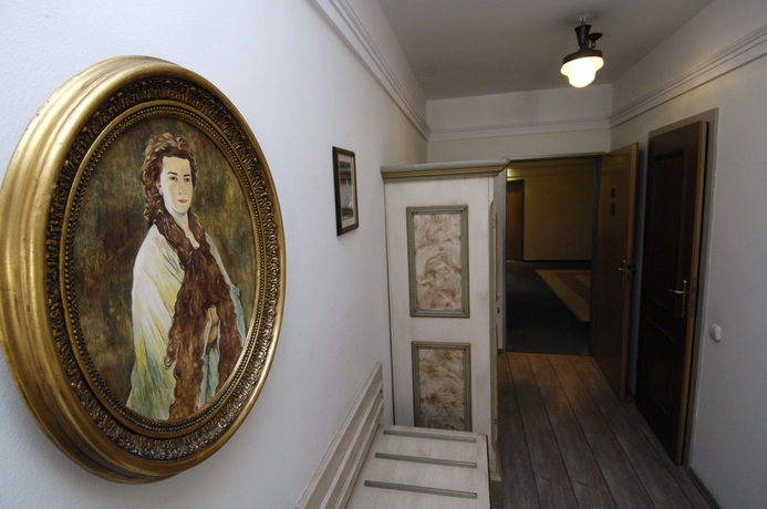 Imagen de los interiores del Hotel Corvin Hotel Budapest Sissi Wing. Foto 12