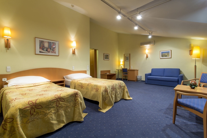 Imagen de la habitación del Hotel Corvin Hotel Budapest Sissi Wing. Foto 4