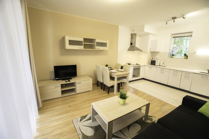 Imagen de los interiores del Hotel Corvin Plaza Apartments Y Suites. Foto 14