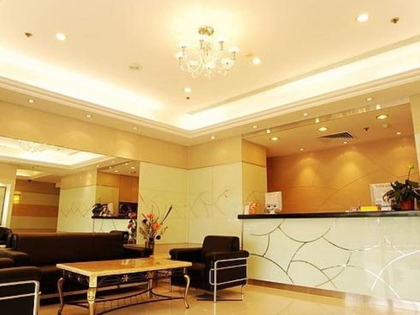 Imagen de los interiores del Hotel Cosco Inn. Foto 14