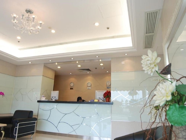 Imagen de los interiores del Hotel Cosco Inn. Foto 16
