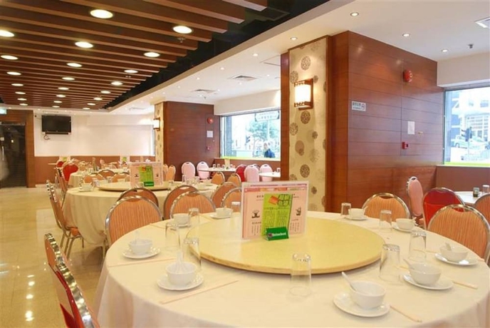 Imagen del bar/restaurante del Hotel Cosco Inn. Foto 4