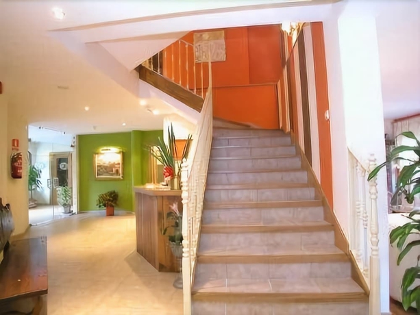 Imagen de los interiores del Hotel Cosgaya. Foto 17