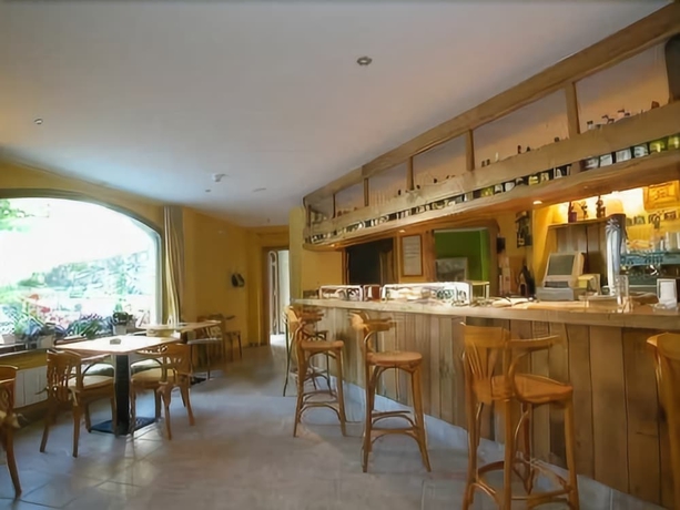 Imagen del bar/restaurante del Hotel Cosgaya. Foto 4