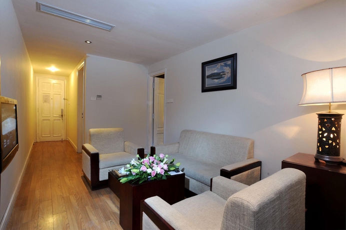 Imagen de los interiores del Hotel Cosiana Hanoi. Foto 11