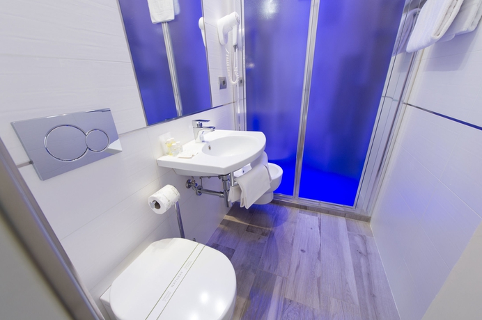 Imagen de la habitación del Hotel Cosimo De' Medici. Foto 10