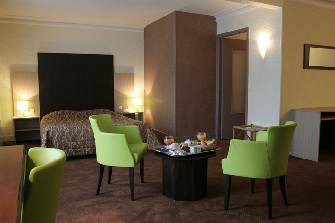 Imagen de la habitación del Hotel Cositel Coutances. Foto 5