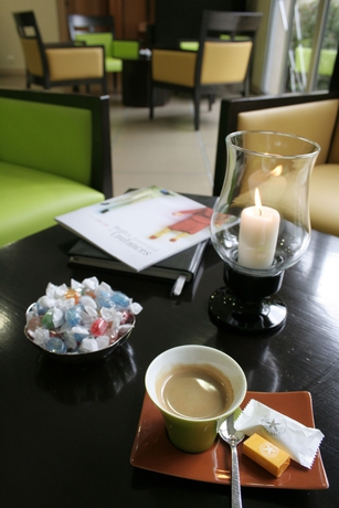 Imagen del bar/restaurante del Hotel Cositel Coutances. Foto 2