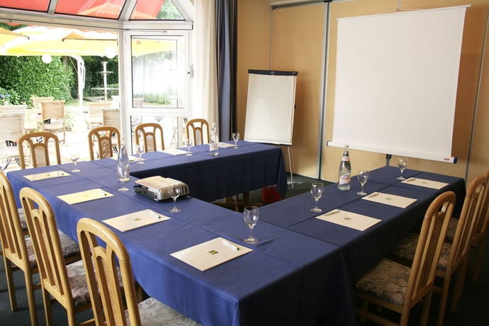 Imagen de los interiores del Hotel Cositel Coutances. Foto 16