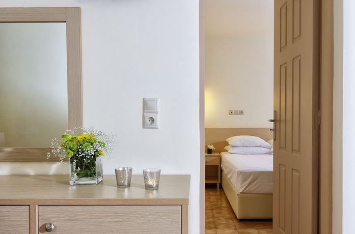 Imagen de la habitación del Hotel Cosman Apartments. Foto 9