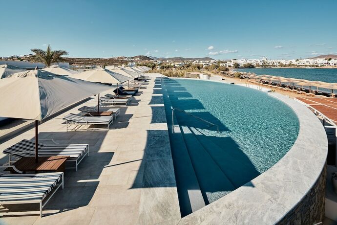 Imagen general del Hotel Cosme, A Luxury Collection Resort, Paros. Foto 1