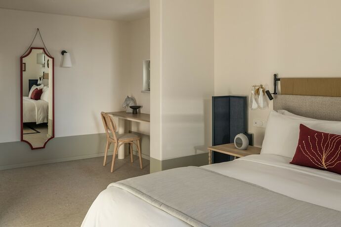 Imagen de la habitación del Hotel Cosme, A Luxury Collection Resort, Paros. Foto 20