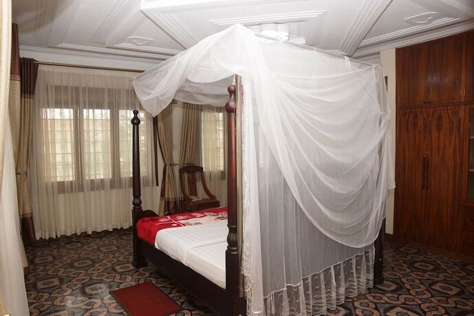 Imagen de la habitación del Hotel Cosmil Executive Suites. Foto 17