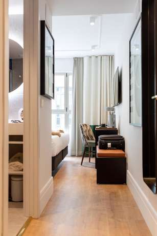 Imagen de la habitación del Hotel Cosmo Boutique. Foto 7