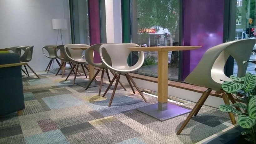 Imagen del bar/restaurante del Hotel Cosmopolit. Foto 3